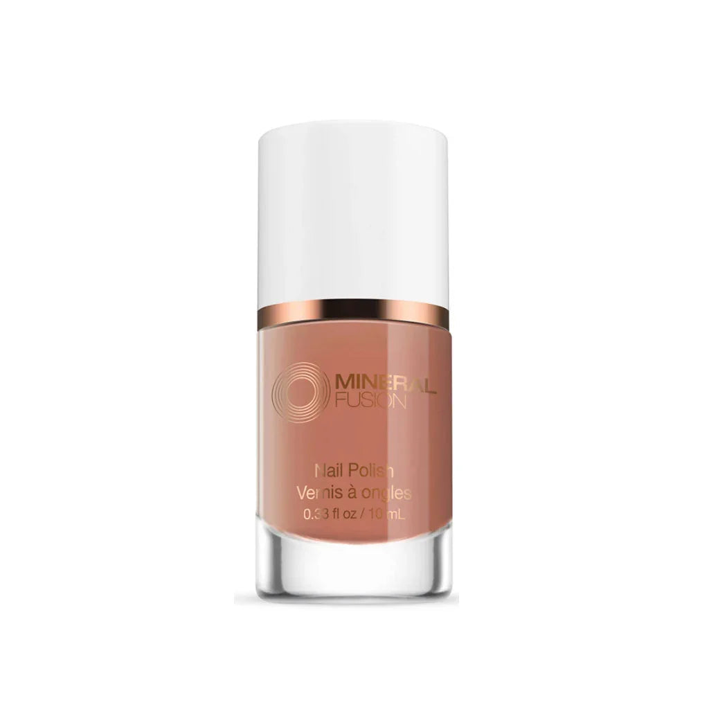 Arm Candy Mineral Fusion nail polish - La Boite à Grains