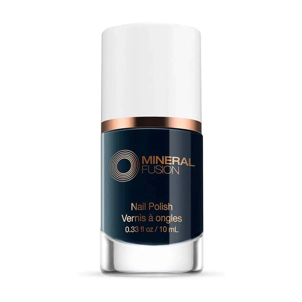 Deep Dive Mineral Fusion nail polish - La Boite à Grains