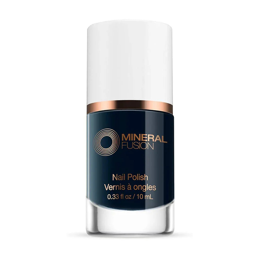 Deep Dive Mineral Fusion nail polish - La Boite à Grains